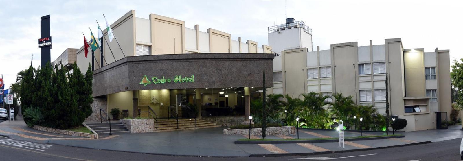 Cedro Hotel Londrina Exterior foto